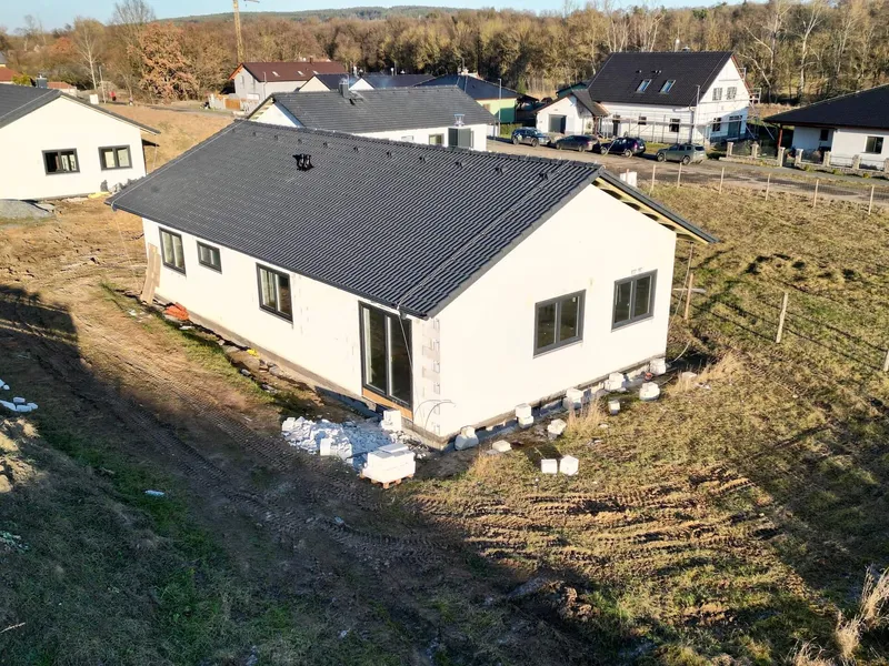 Rodinný dům s FVE na střeše