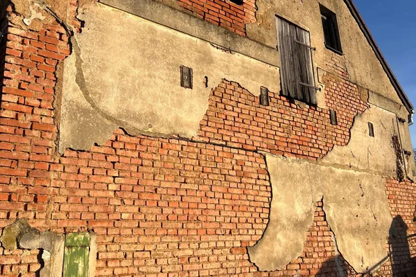 Rodinný dům s FVE na střeše