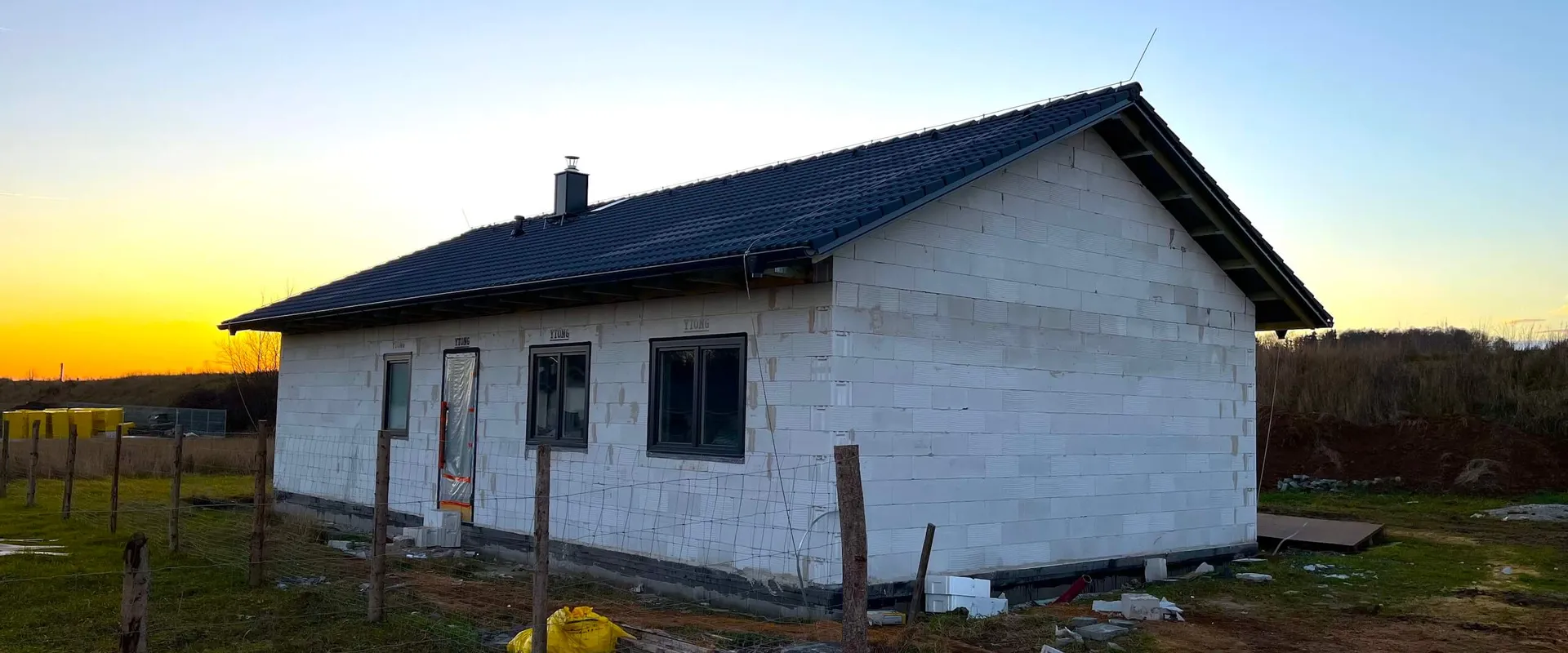 Realizace rodinného domu v Ohučově - moderní novostavba s důrazem na kvalitu a detail