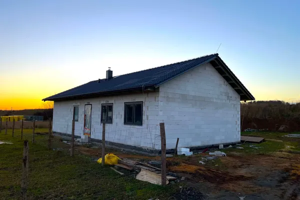 Výstavba 3 rodinných domů v Ohučově